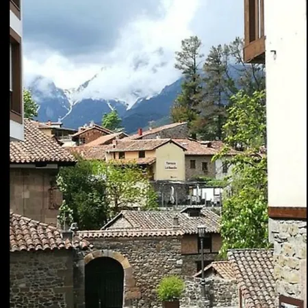 Casa Favila